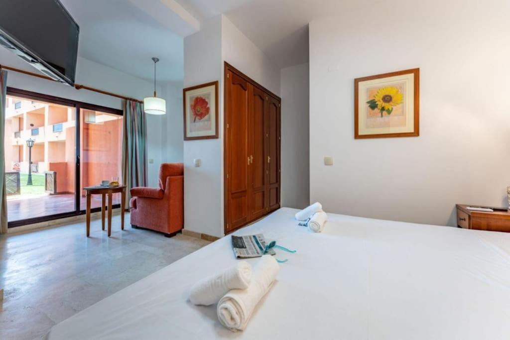 Ct 240 - Beachfront Apartment -Don Juan Manilva Exterior foto